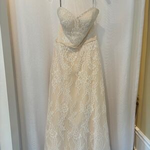 Moonlight Bridal Cream Lace Wedding Dress